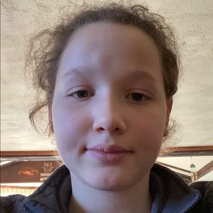 Meet your Posher, Carly